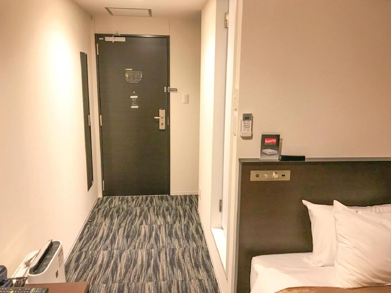 Hotel Livemax Takamatsu Eki Mae Room photo